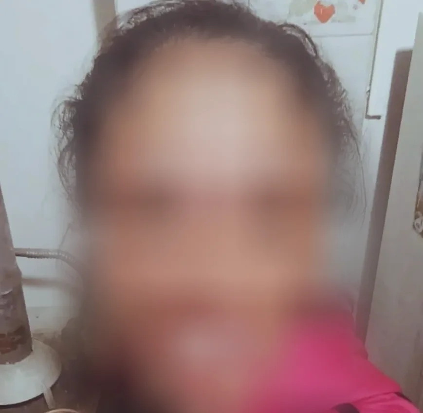 Alina, 39