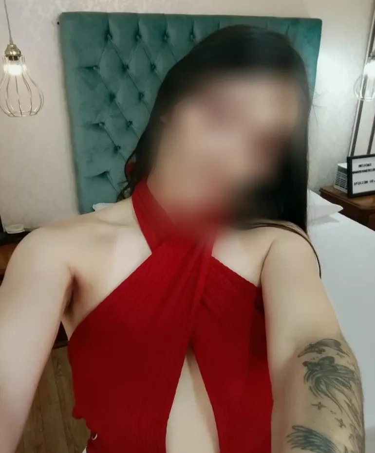 Astrid, 26